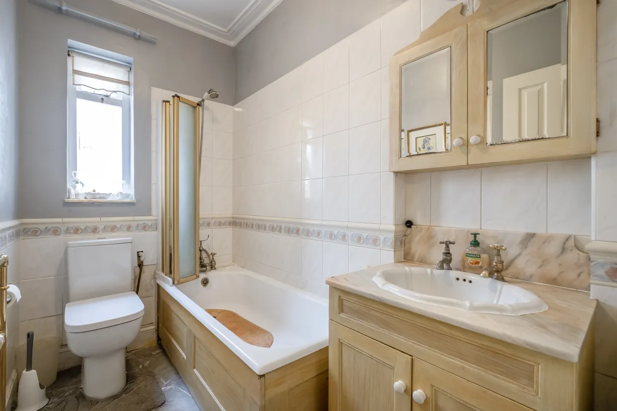Ravenslea Road, London, SW12 photo 14