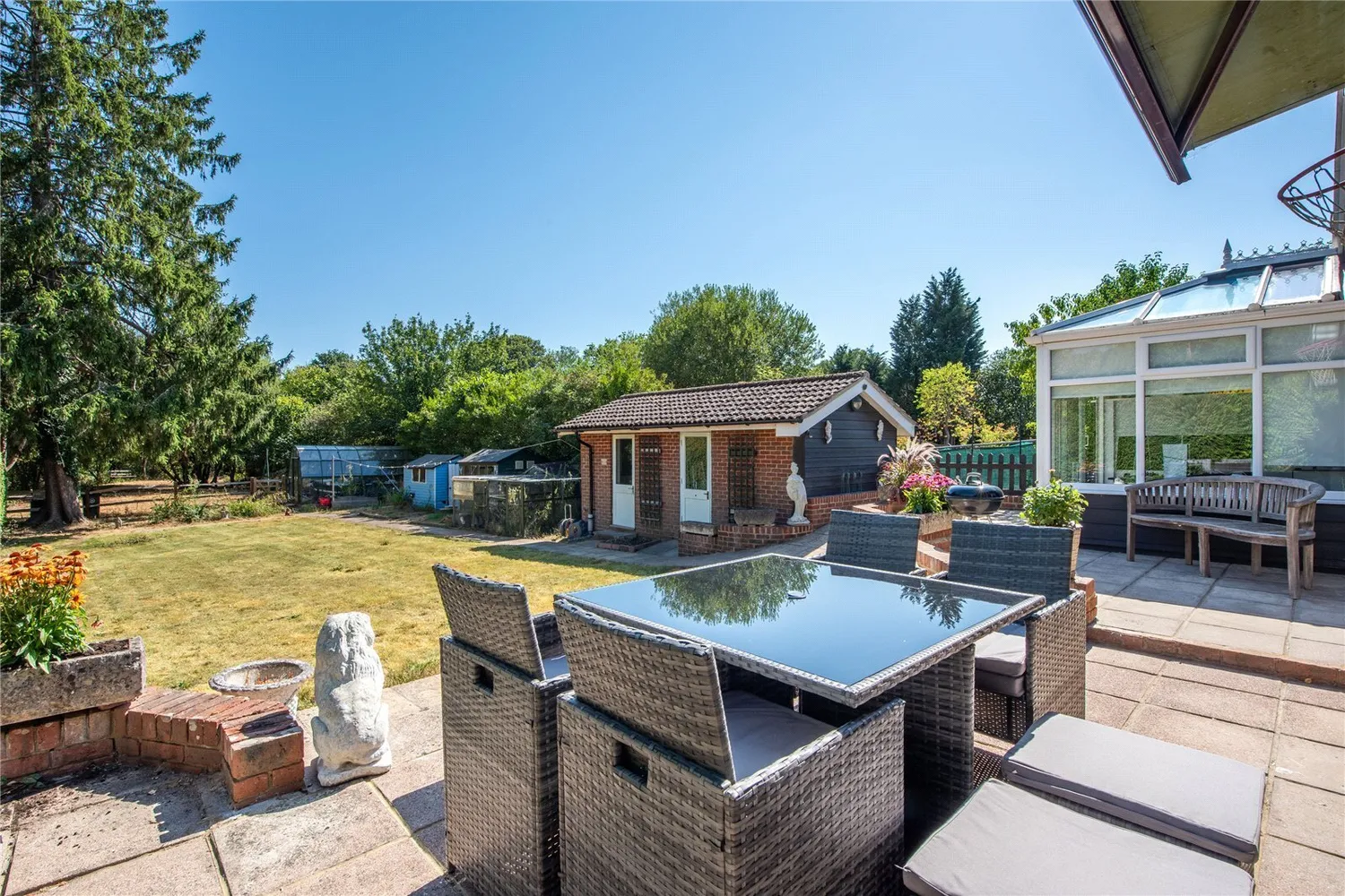 Gadbrook Road, Betchworth, RH3 photo 4