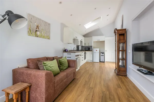 Gadbrook Road, Betchworth, RH3 photo 16