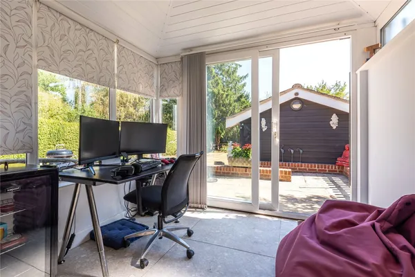 Gadbrook Road, Betchworth, RH3 photo 18