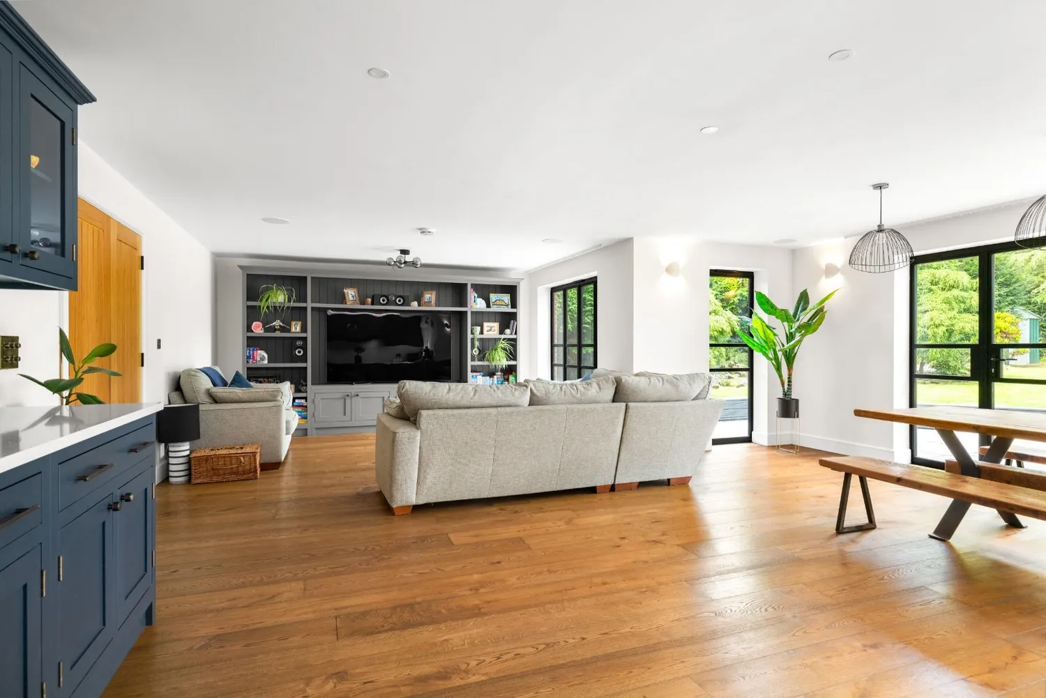 Denmans Close, Lindfield, RH16 photo 6