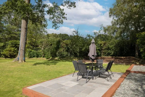 Denmans Close, Lindfield, RH16 photo 22