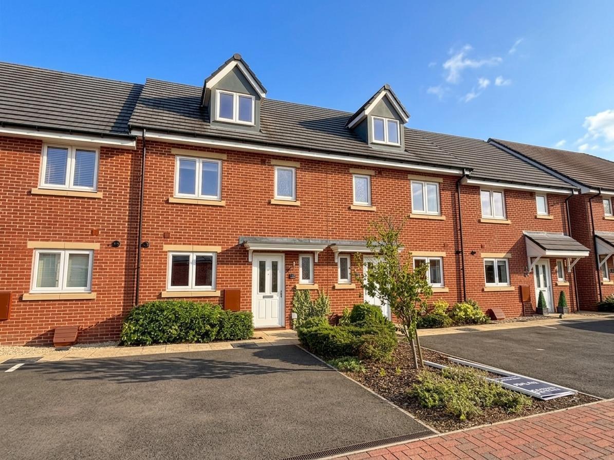 Whitby Close, Daventry Image 1