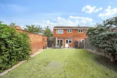 Ward Close, Ware, SG12 photo 14