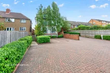 St. Philips Avenue, Worcester Park