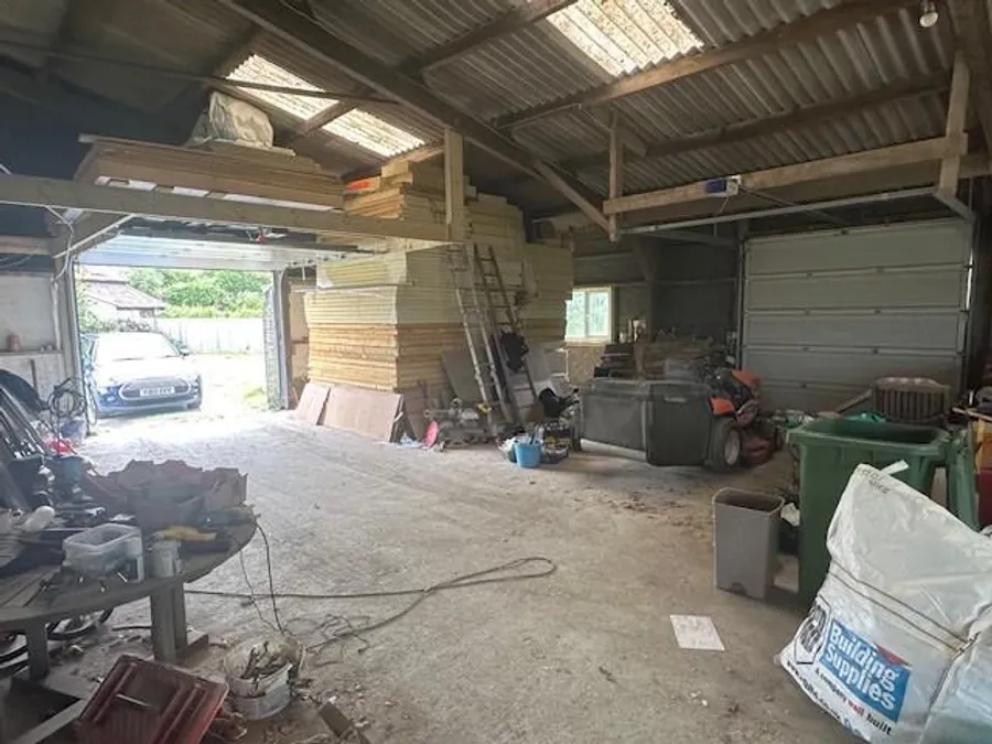 Property Image 4