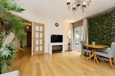 Modena Mews, Watford