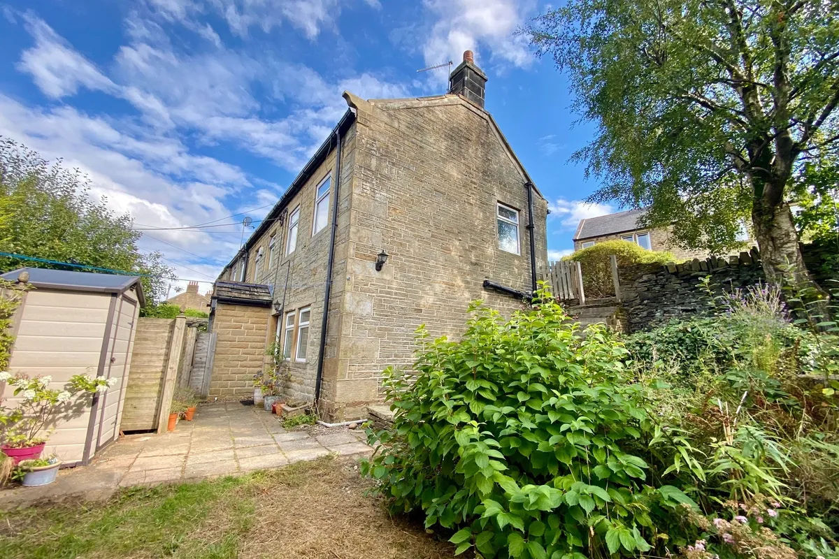 Cinderhills Road, HOLMFIRTH