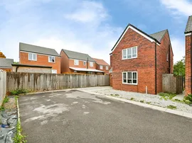 Turner Grove, Hucknall, Nottingham thumb 2