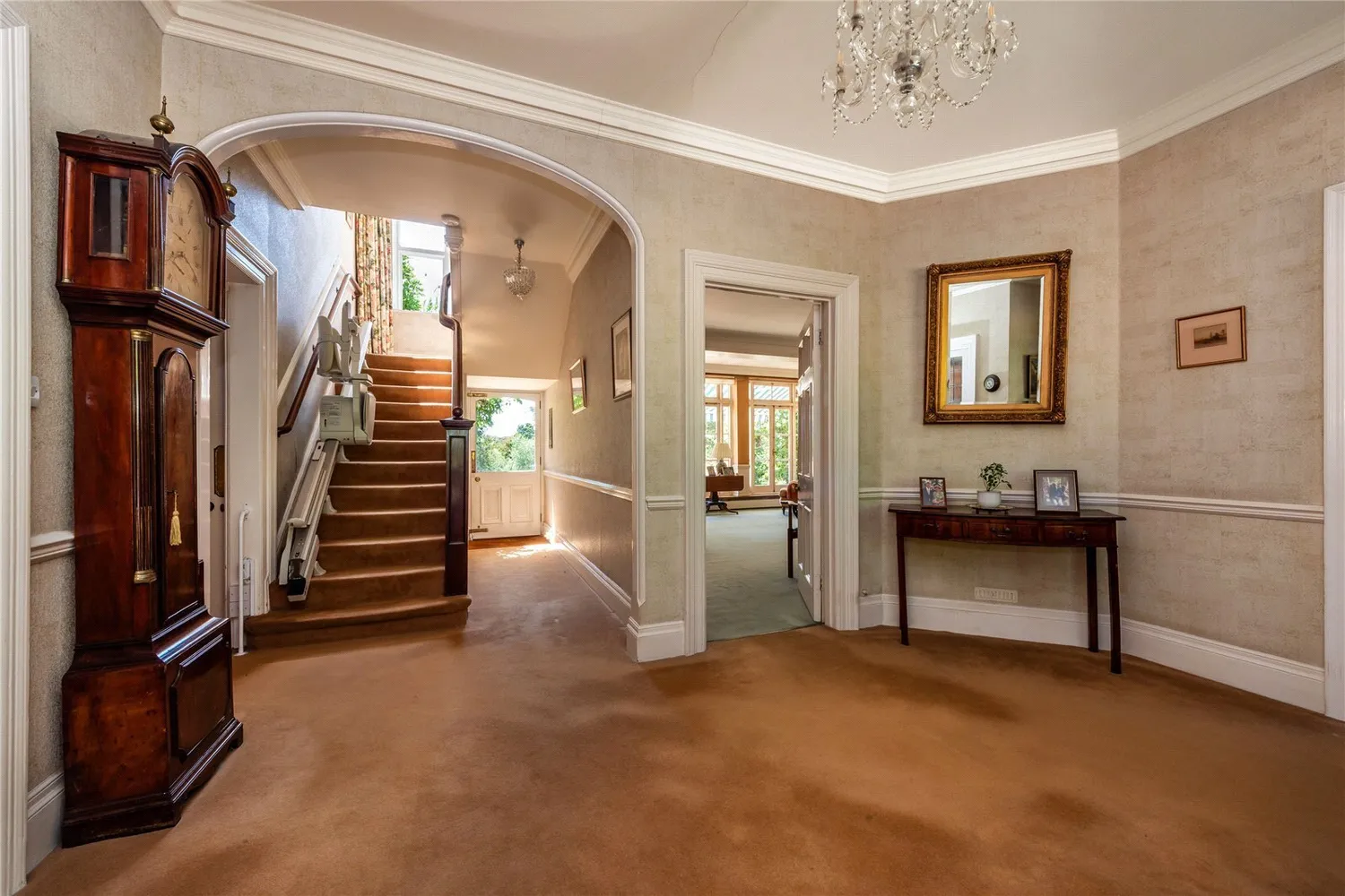 Woodlands Road, Leatherhead, KT22 photo 8