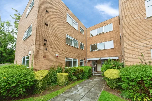 Chetwynd Road, Oxton, CH43