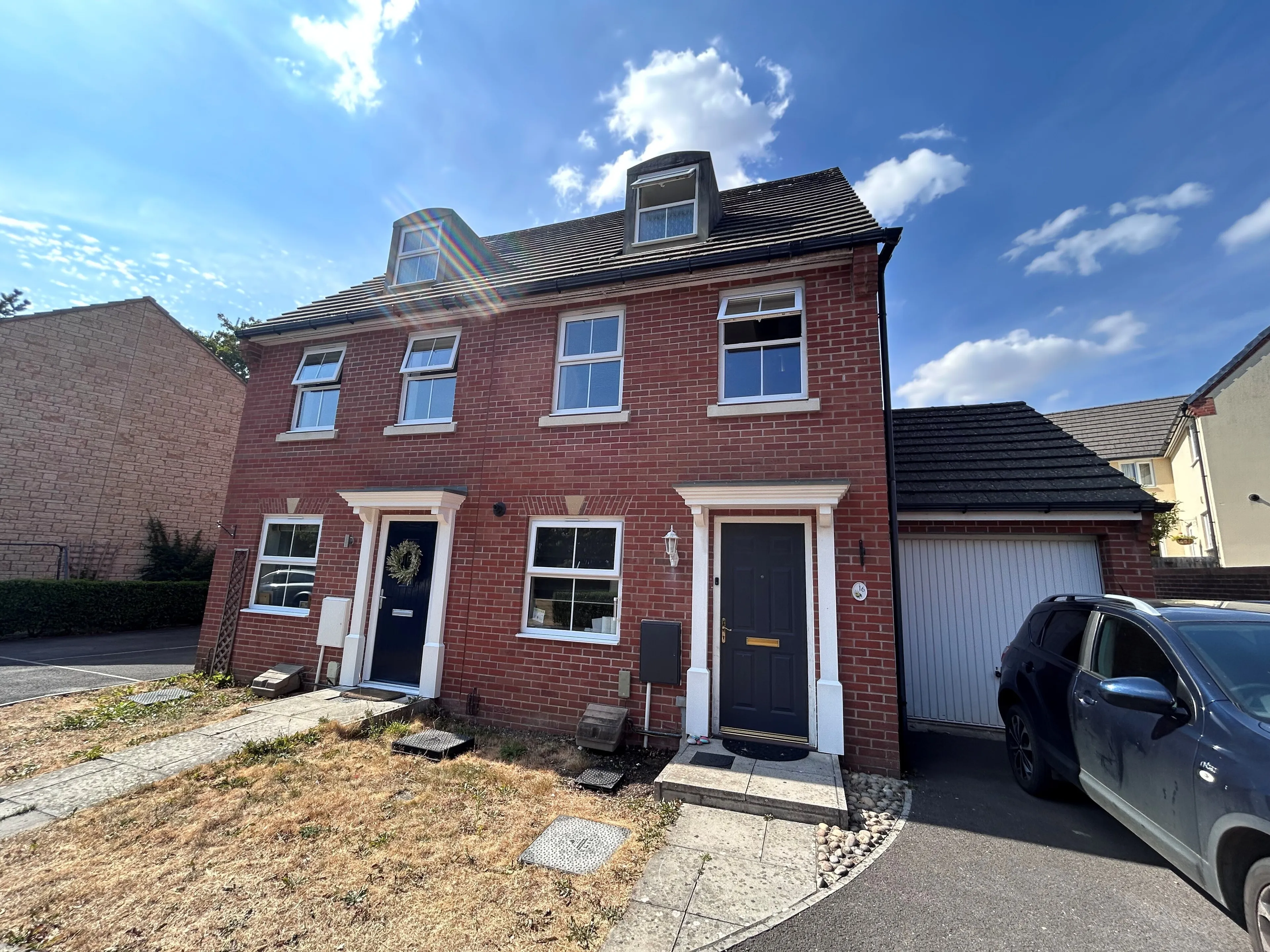 Property photo 0
