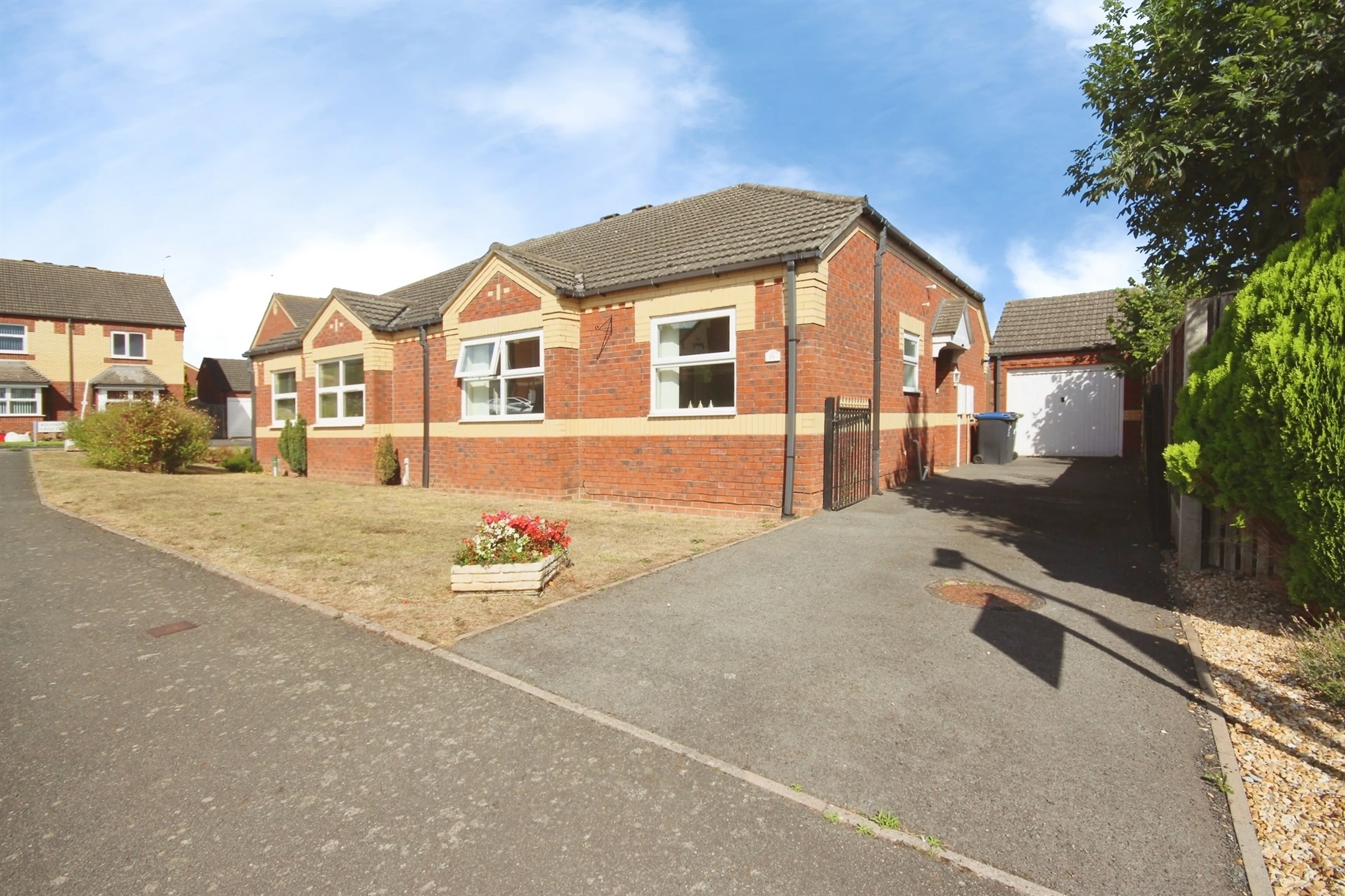 Property at Anderson Drive, Whitnash, Leamington Spa