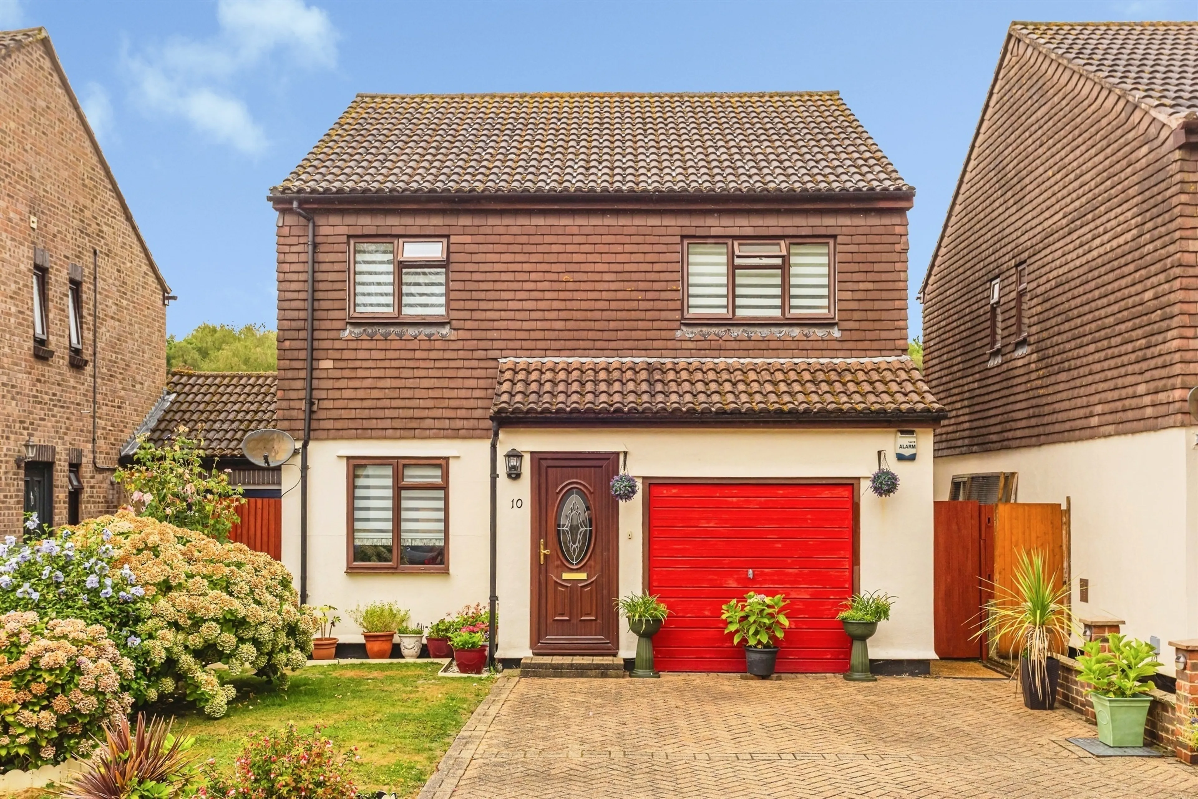 Property photo 0