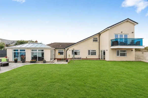 Brynhedydd Bay, RHYL, Clwyd, LL18