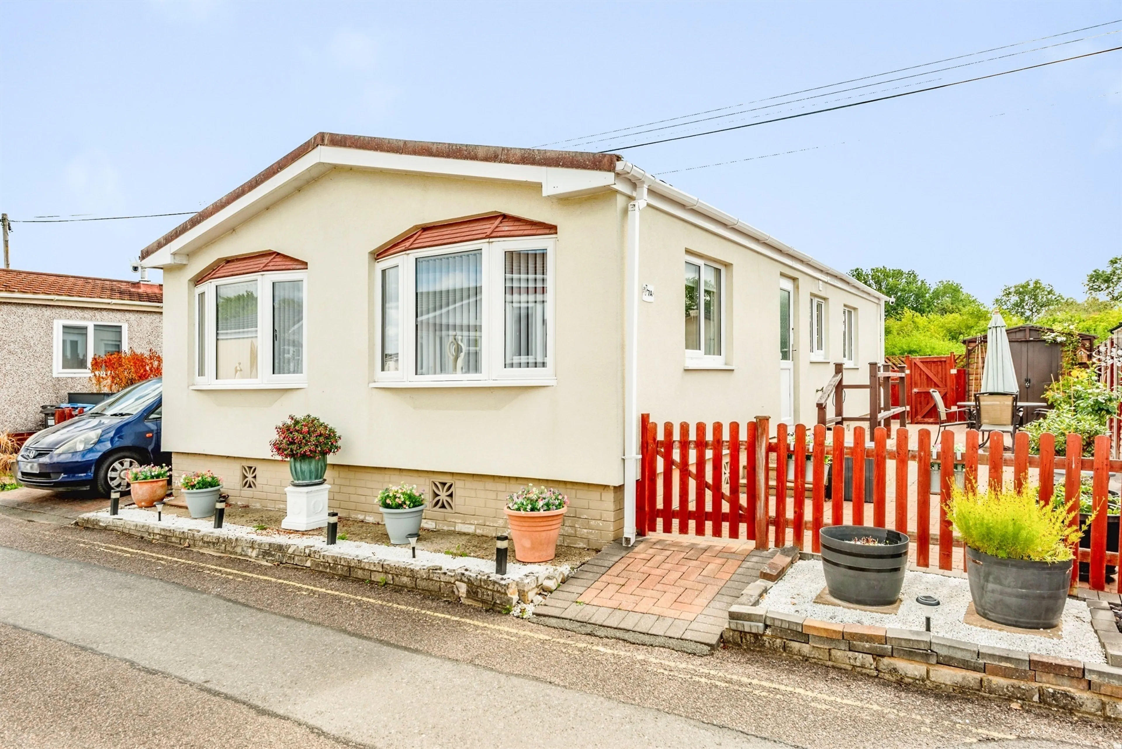 Property photo 0