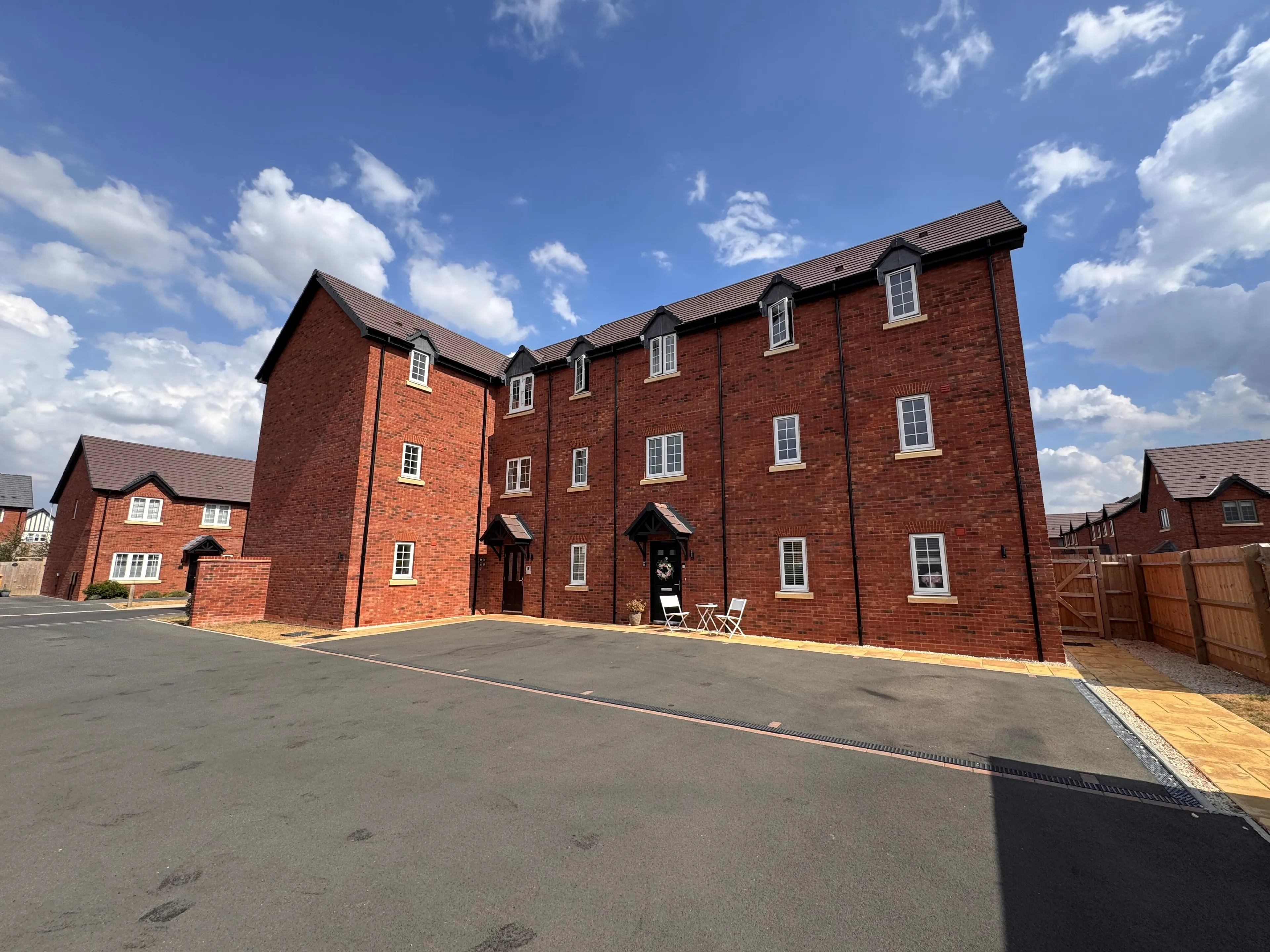Property photo 0
