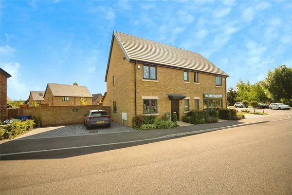Great Easthall Way, Sittingbourne, Ke...