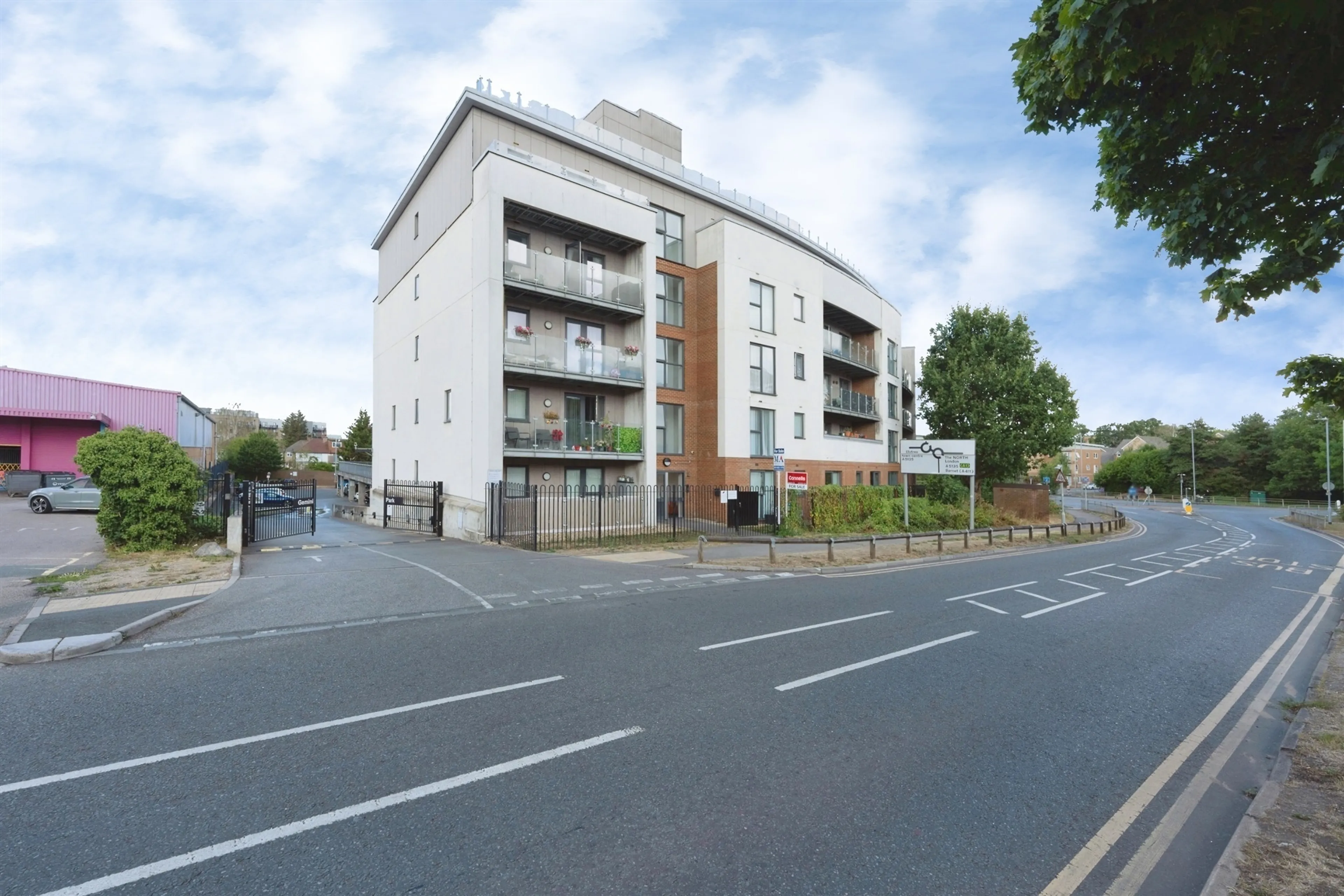Property photo 0