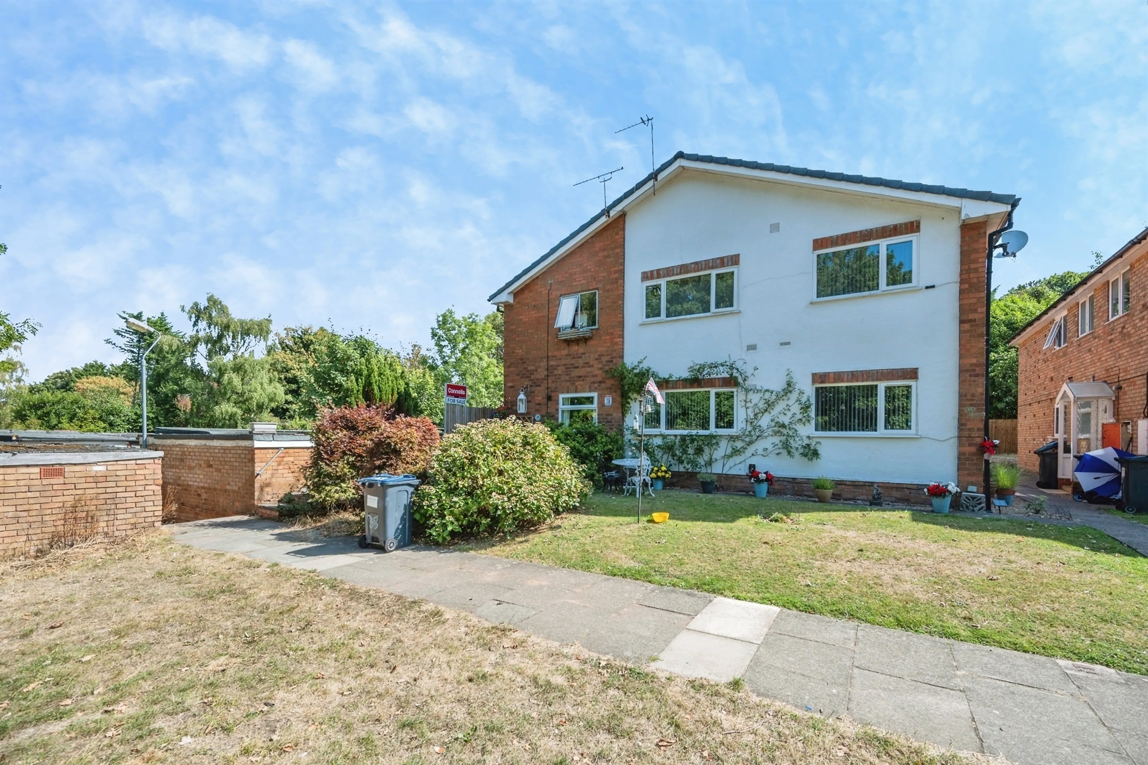 Property photo 0