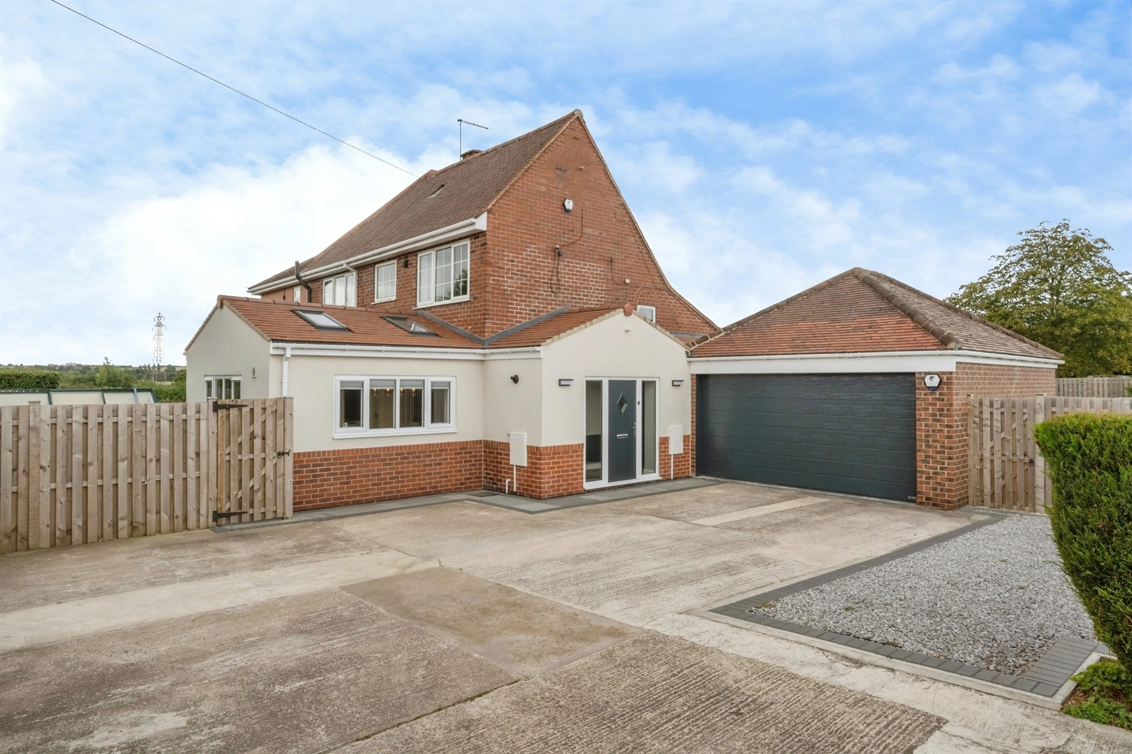 Property at Doncaster Road, Harlington, Doncaster