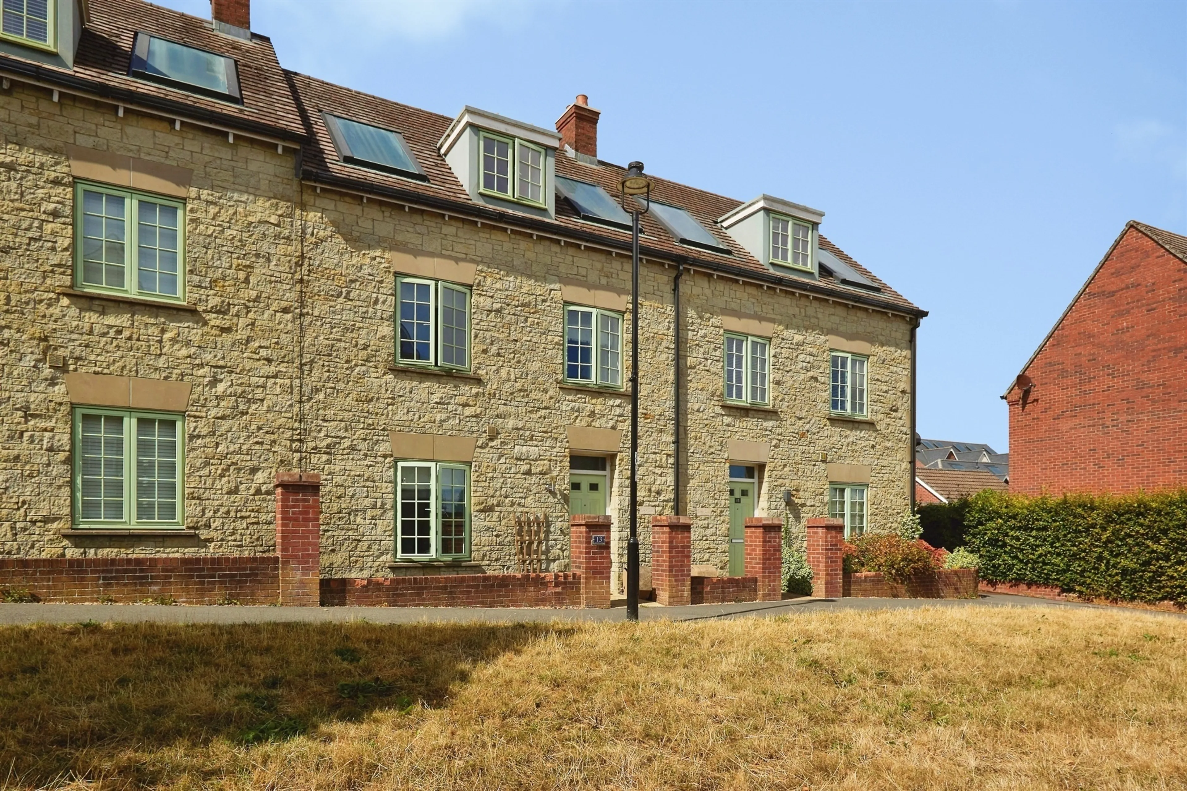 Property photo 0