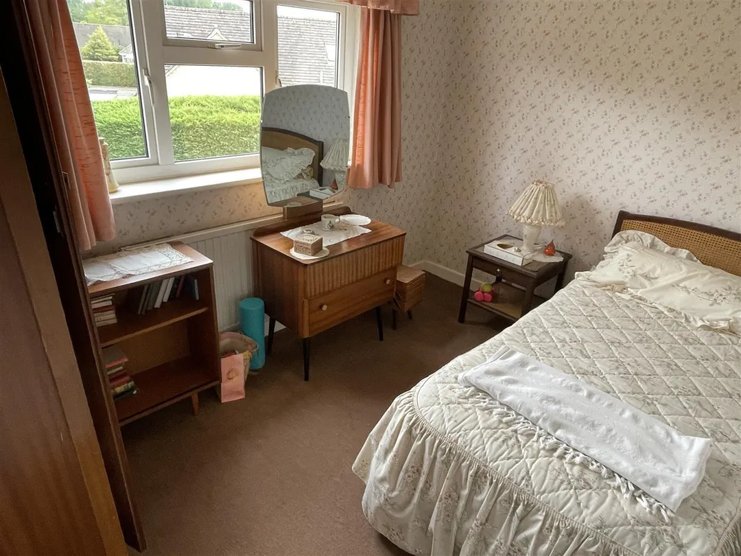 https://mr0.homeflow-assets.co.uk/files/photo/image/48171/1451/_x_/hBVOR7jSF0iQgLRJoiBzzA.jpg