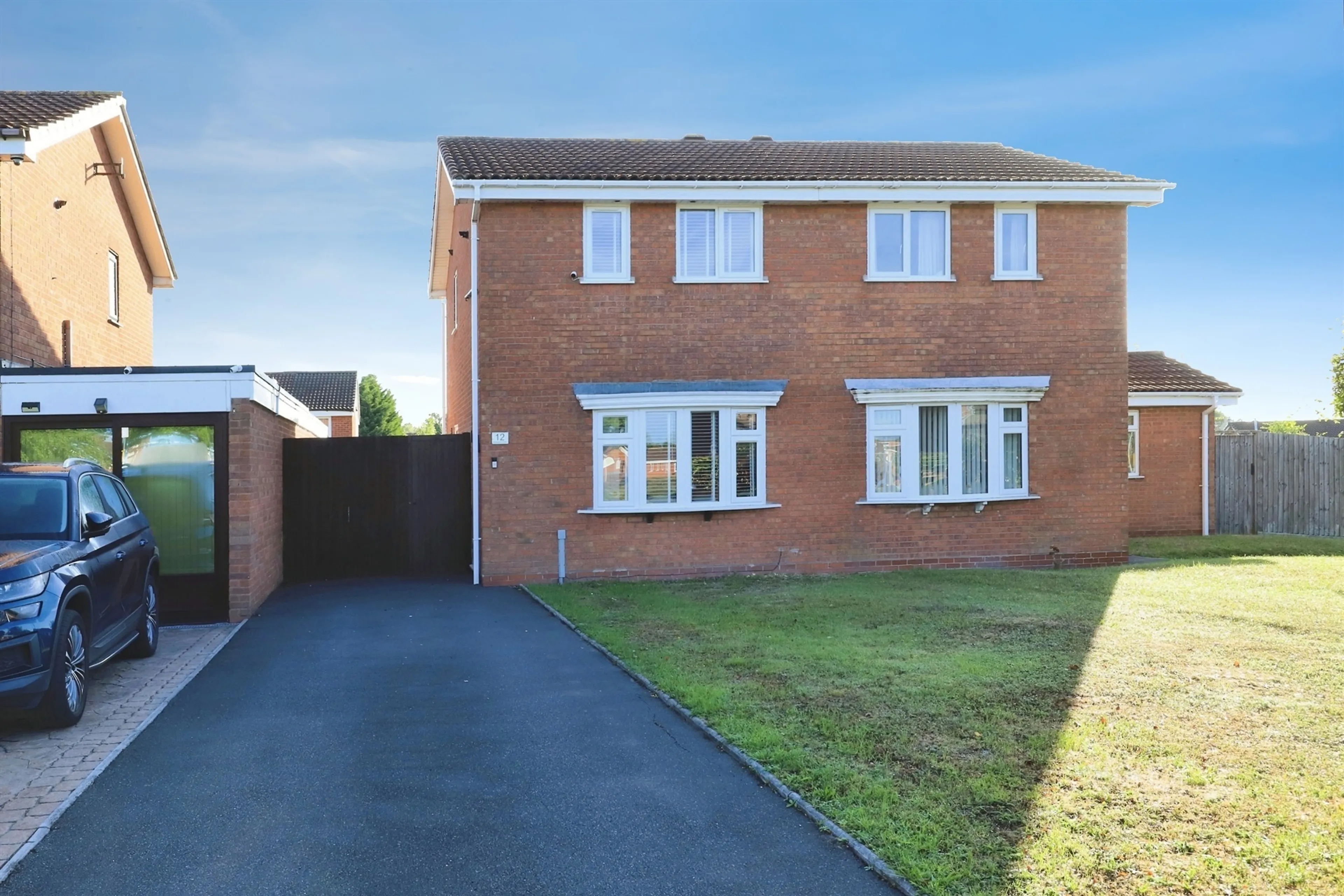 Property photo 0