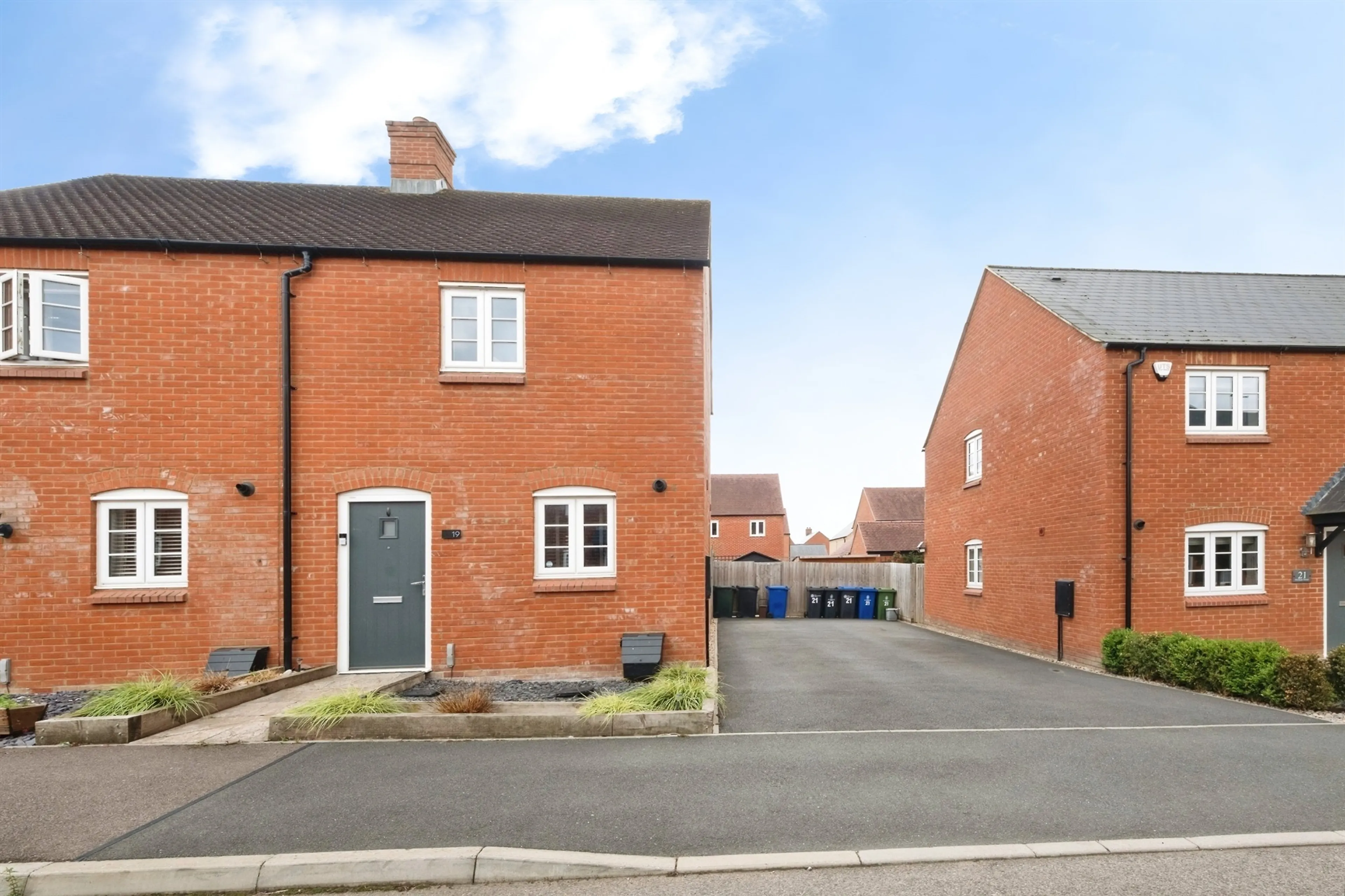 Property photo 0