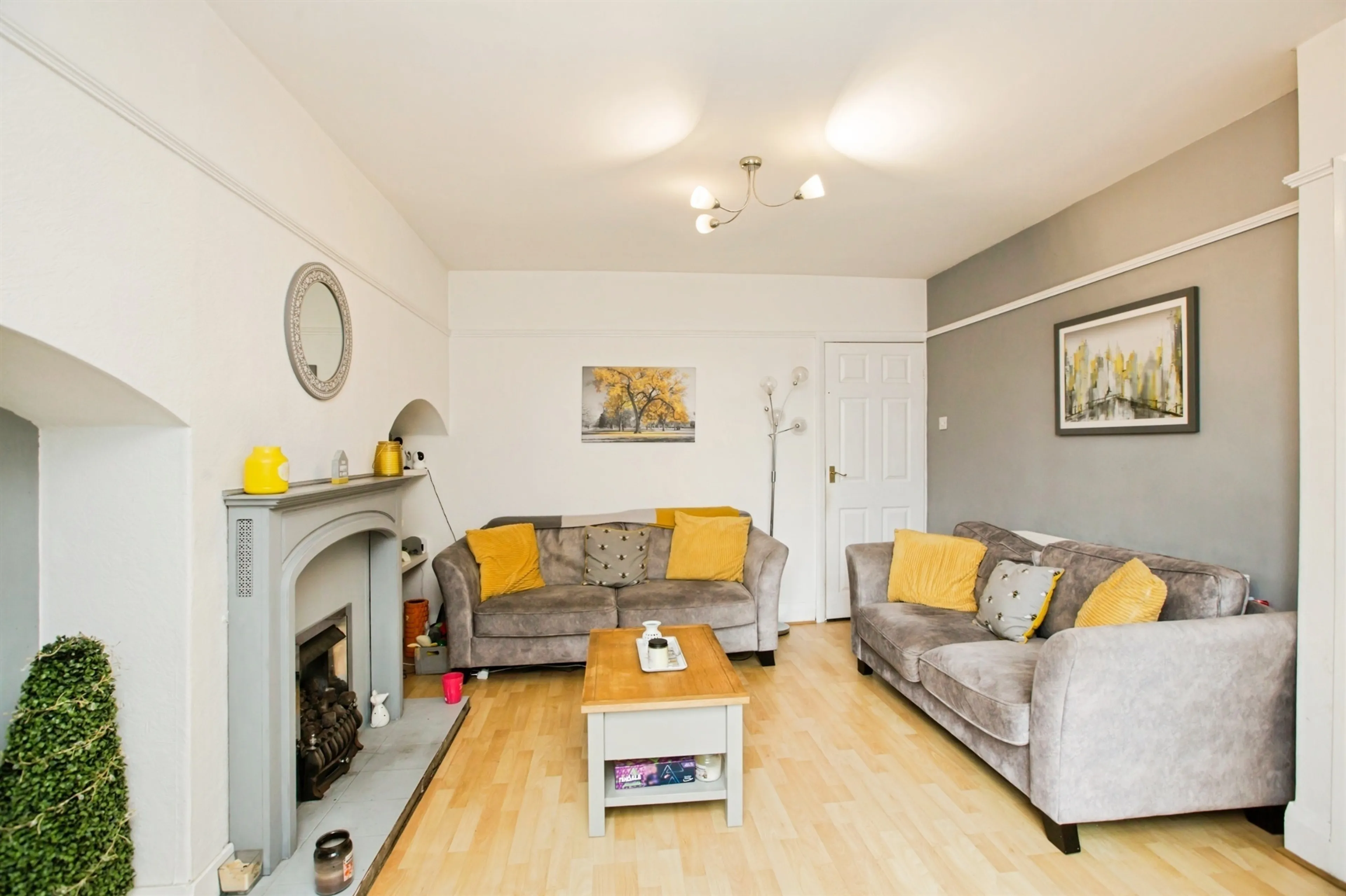 Property at Sunnybank Crescent, Sowerby Bridge