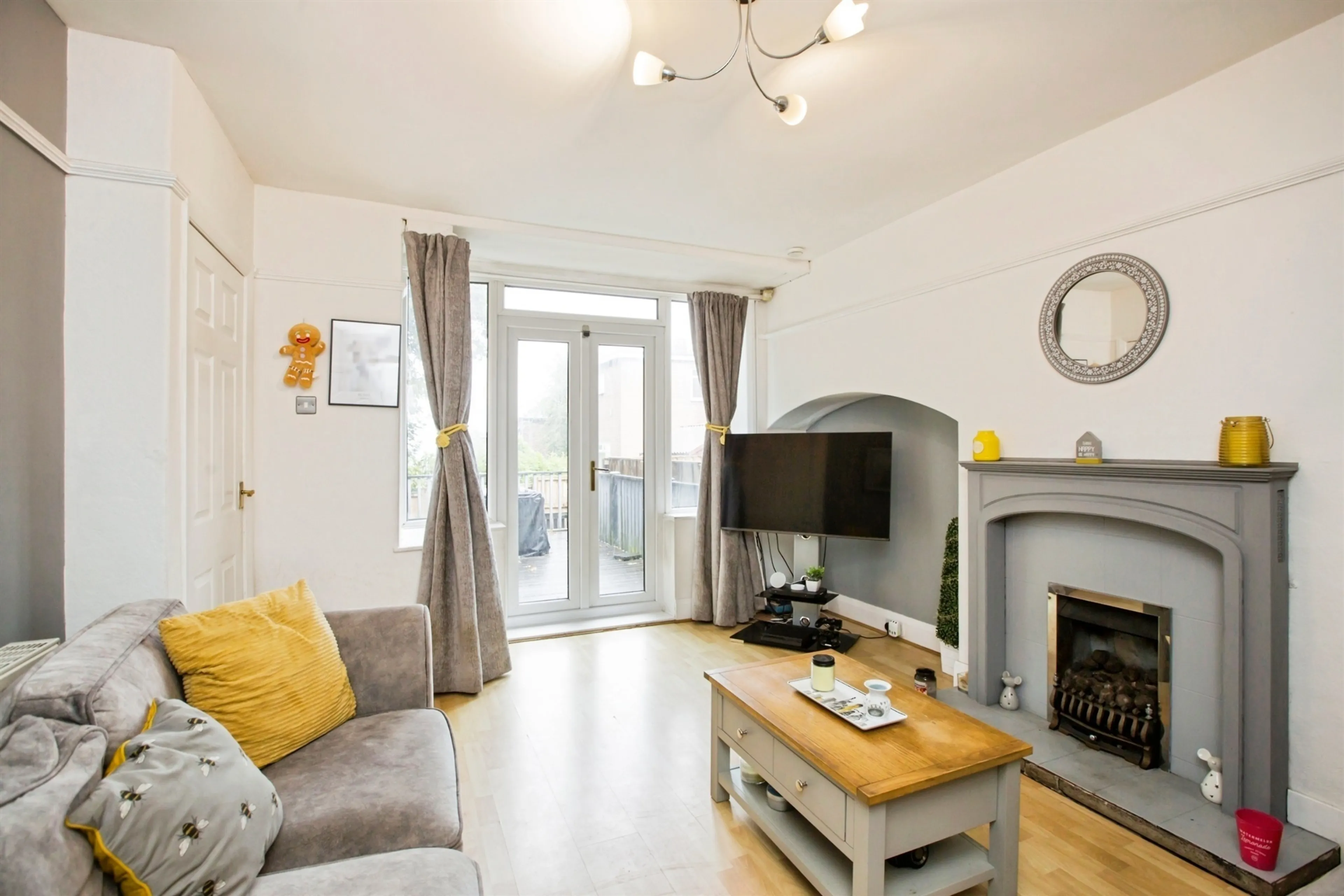 Property at Sunnybank Crescent, Sowerby Bridge