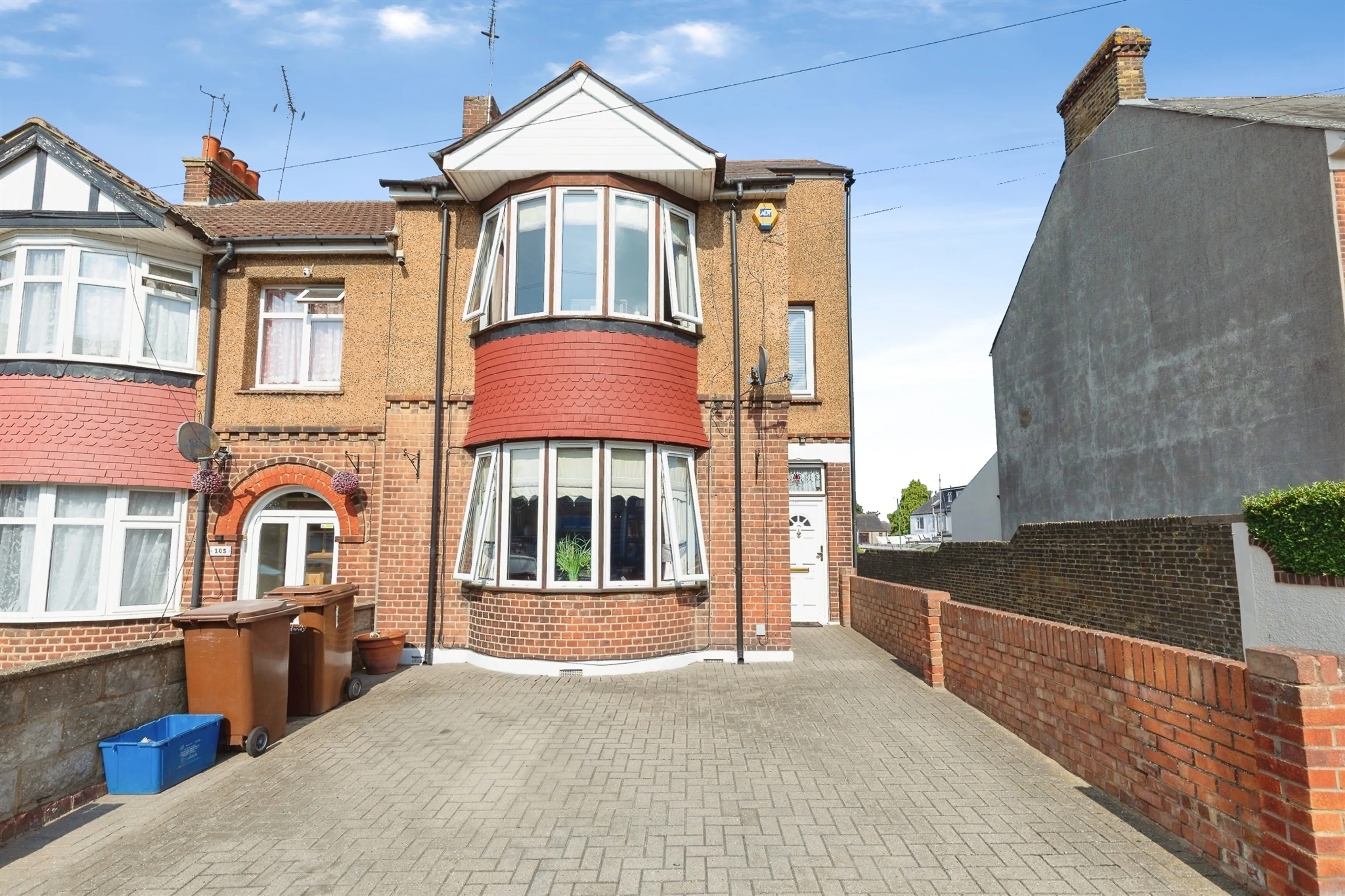Property at Sturdee Avenue, Gillingham
