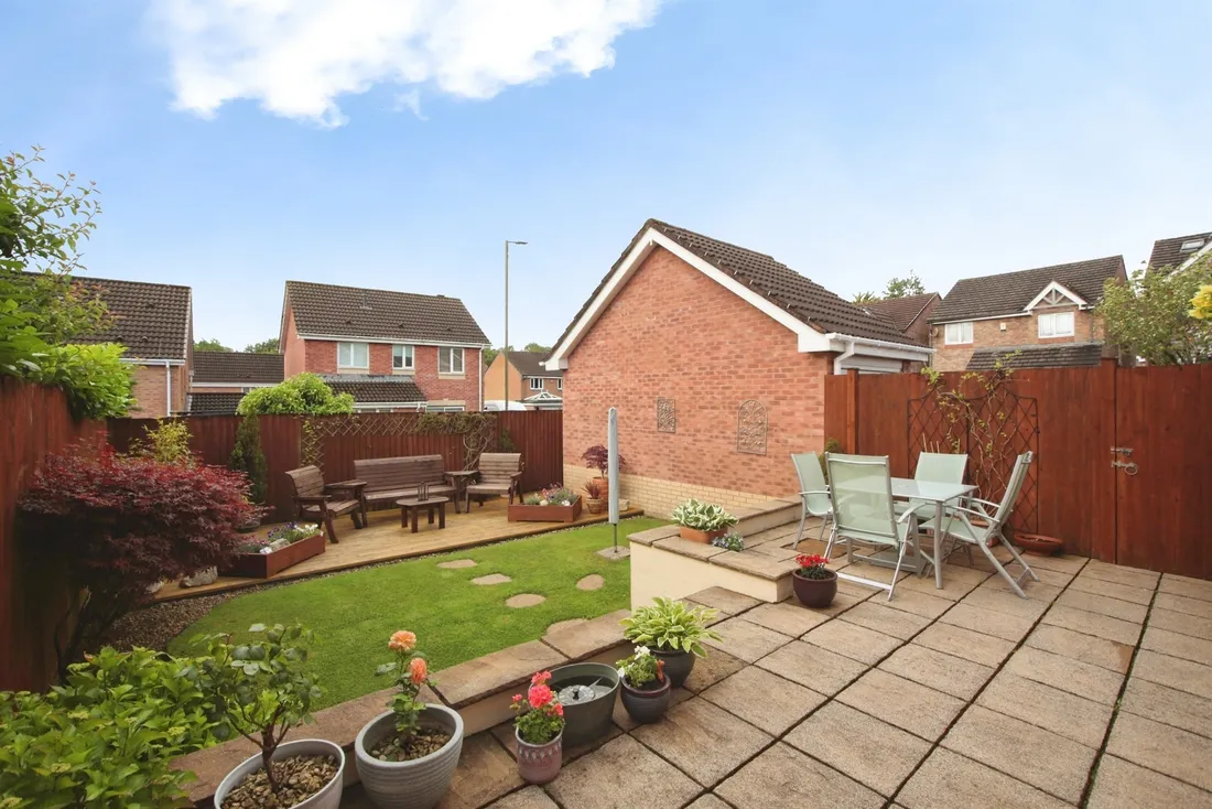 Property photo 28