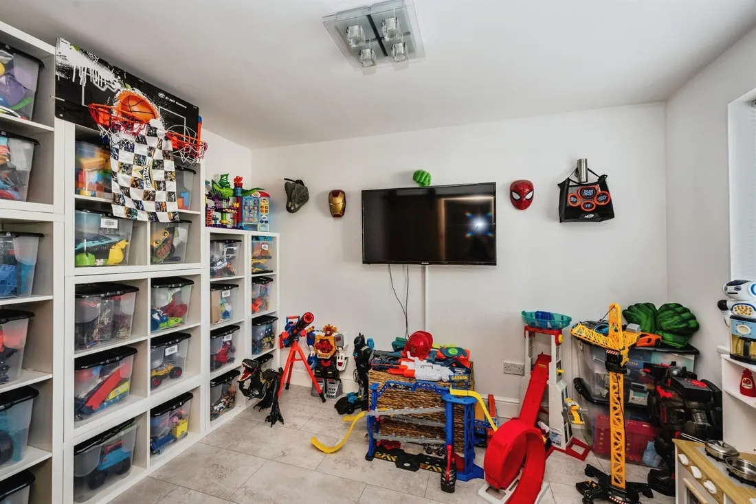 Property photo 13