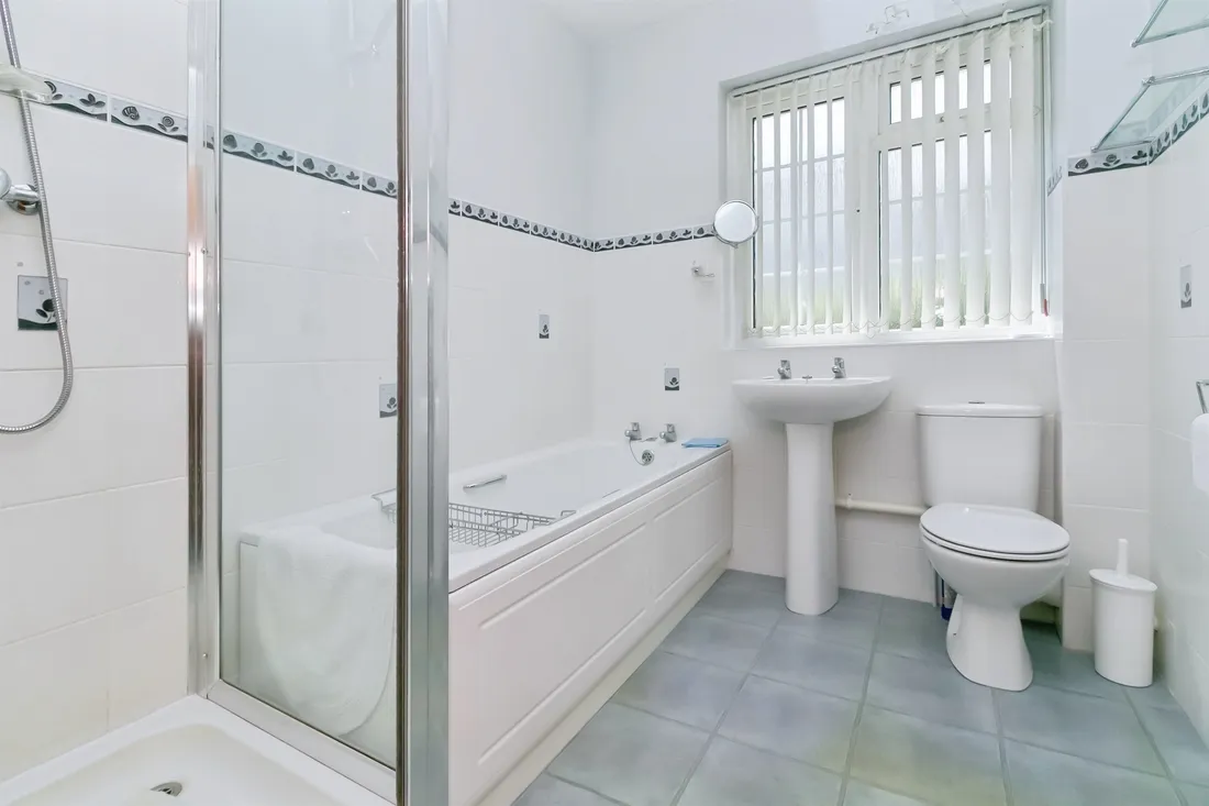 Property photo 11