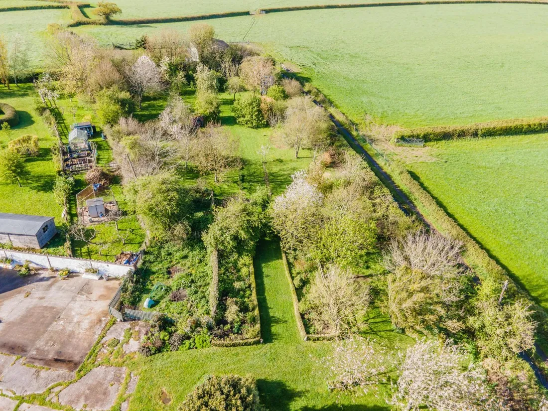 Property photo 31