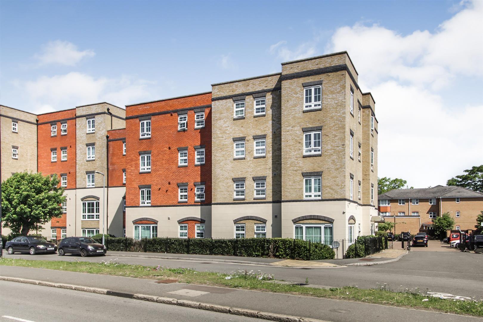 Holyhead Mews, Cippenham Image 1