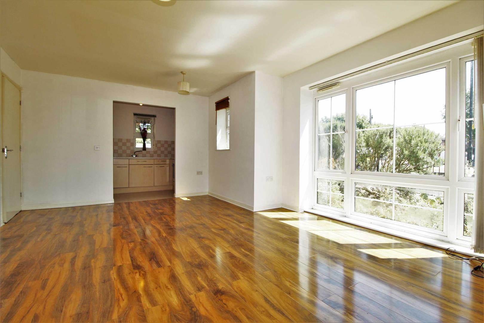 Holyhead Mews, Cippenham Image 4