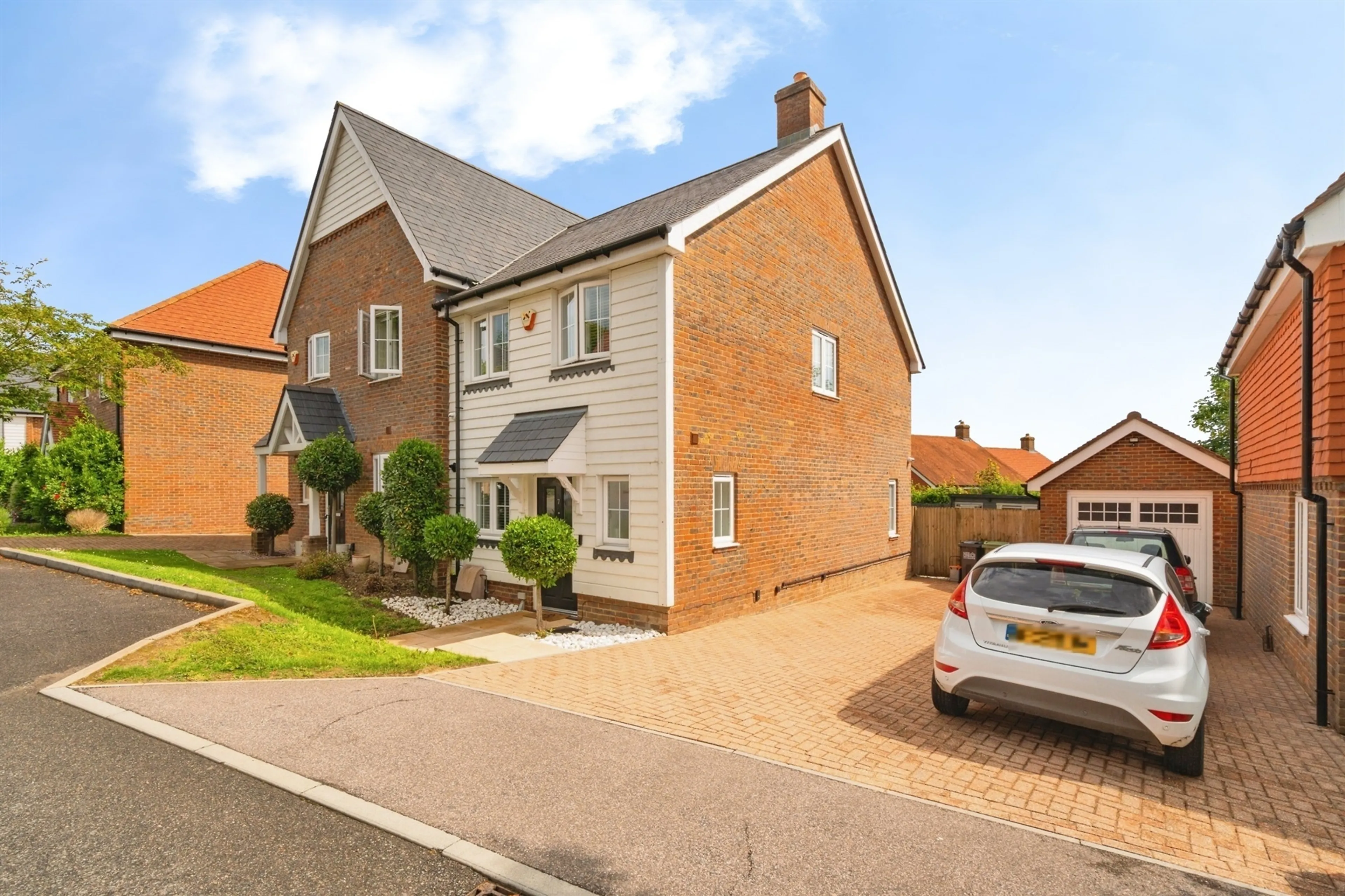 Property photo 0