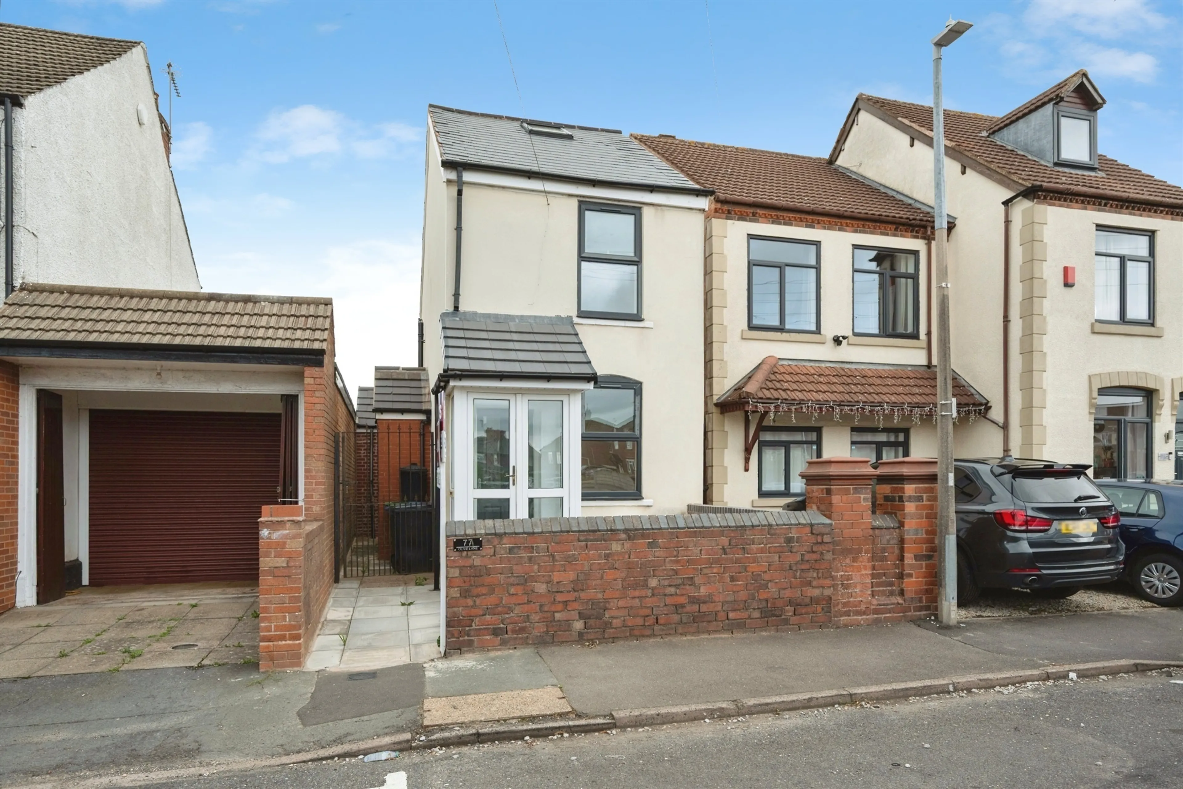 Property photo 0
