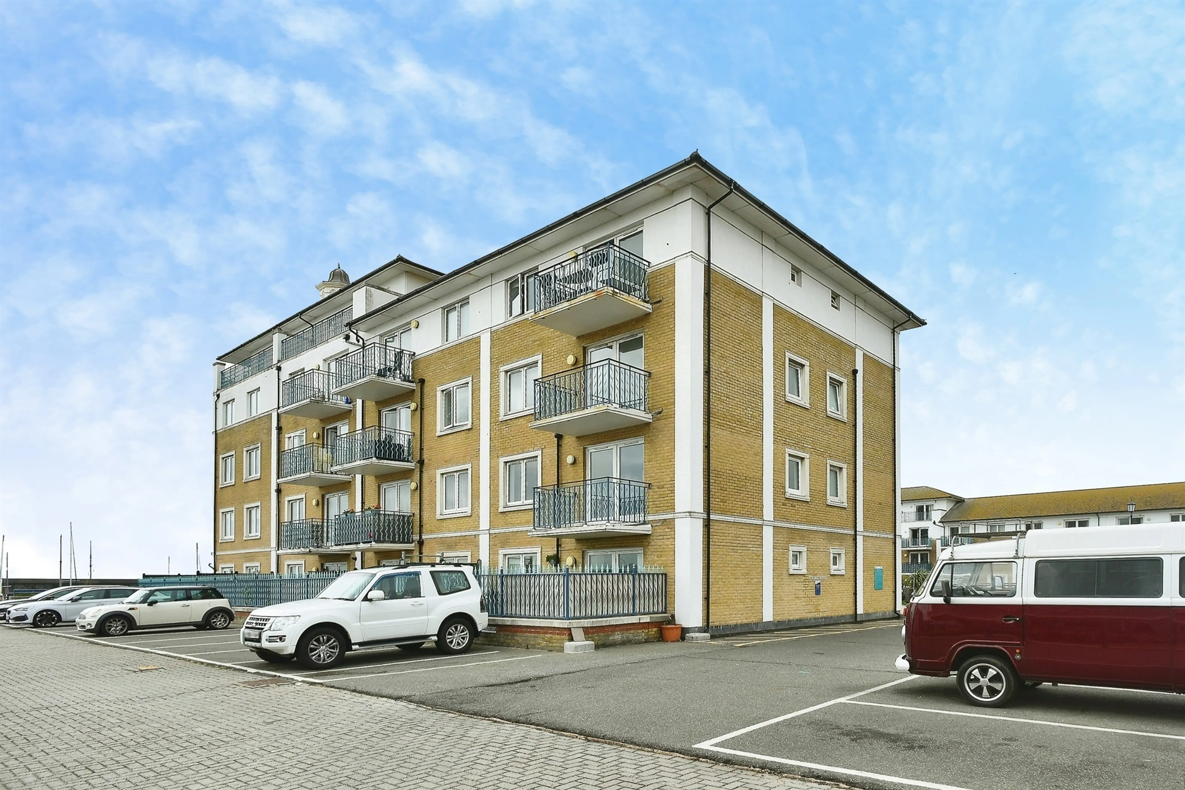 Property photo 0