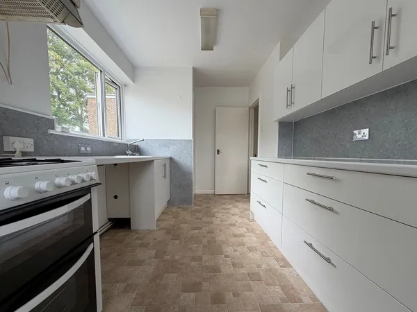 Goring Street, Goring-by-Sea, BN12