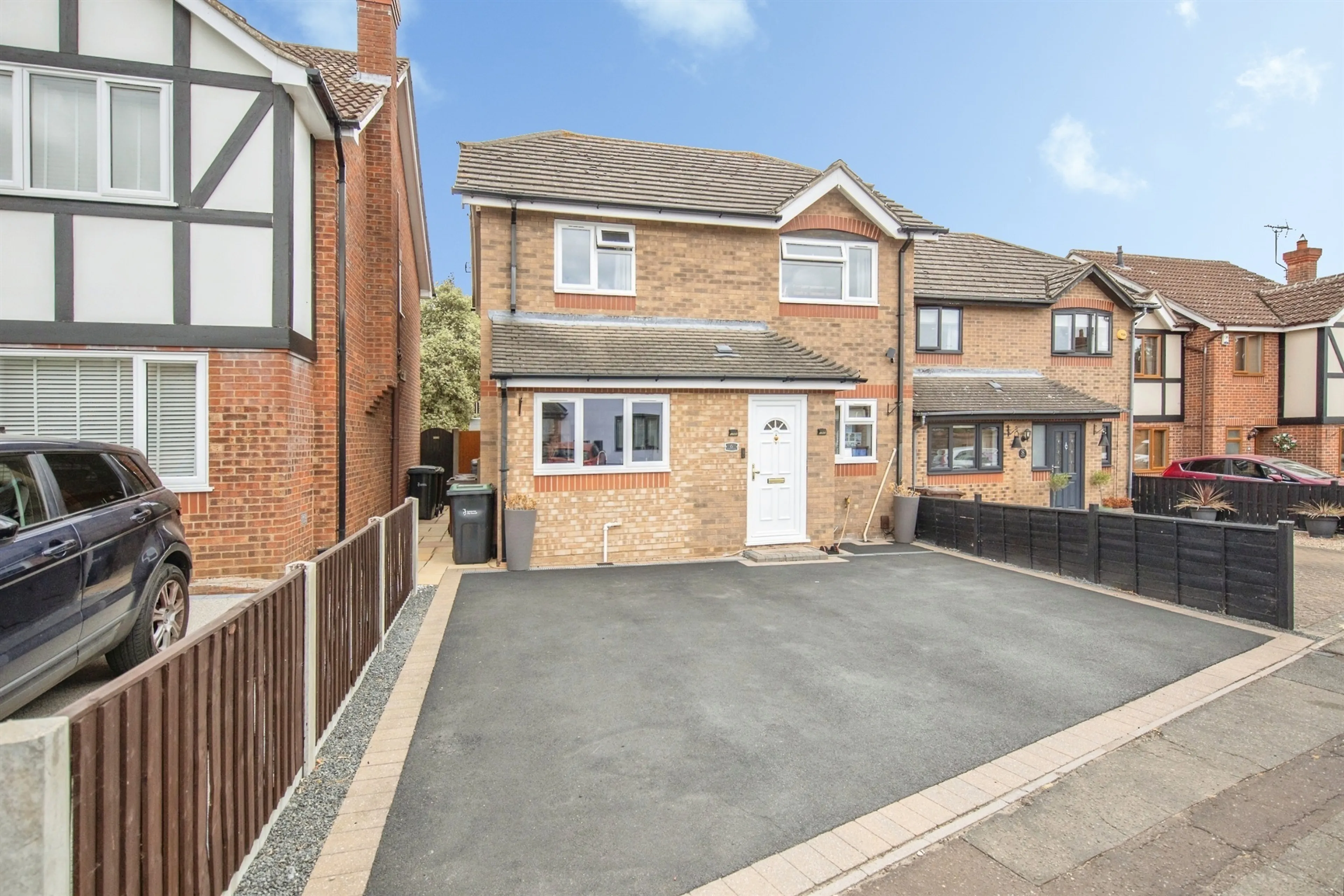 Property photo 0