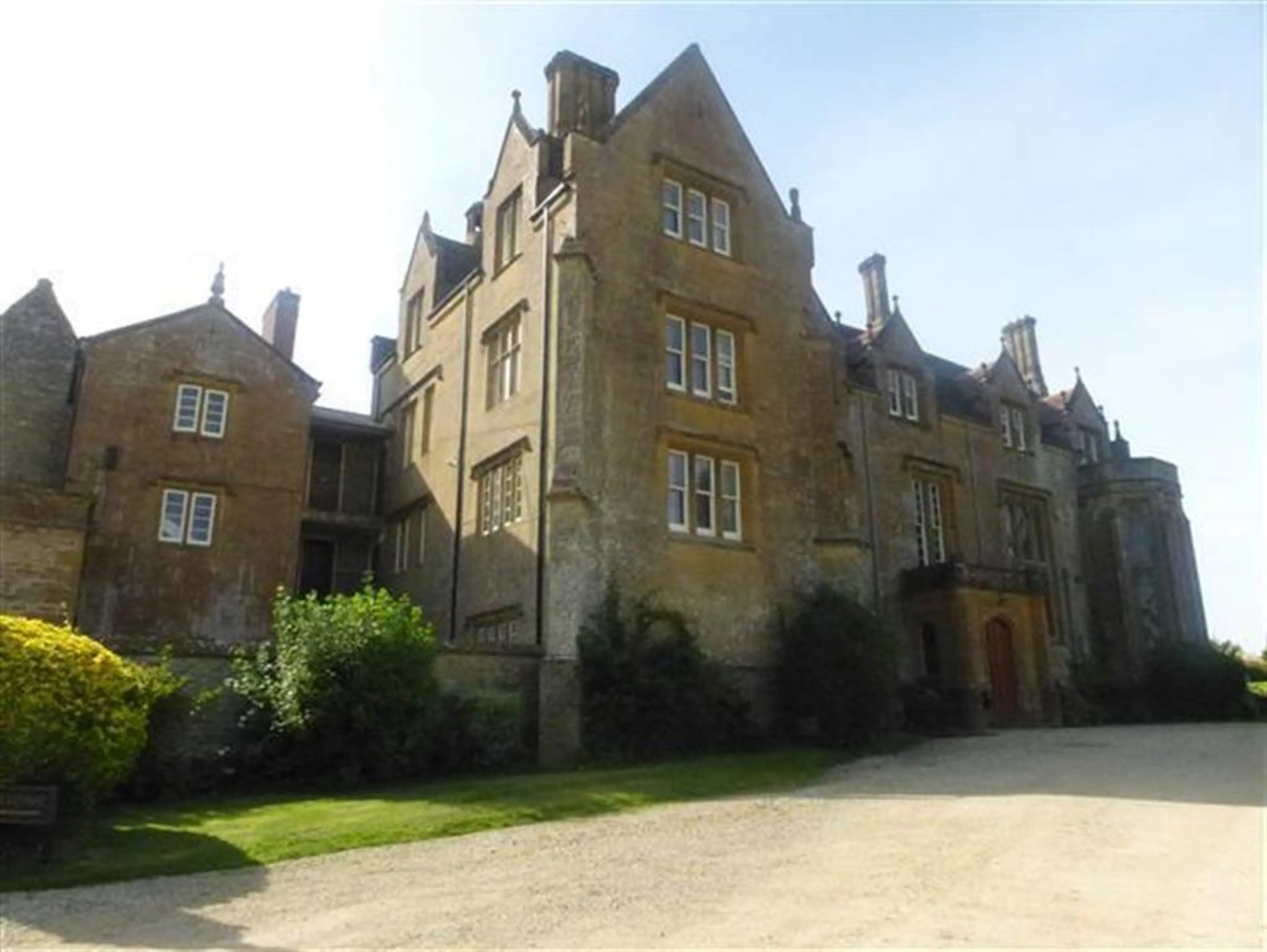 Property photo 0