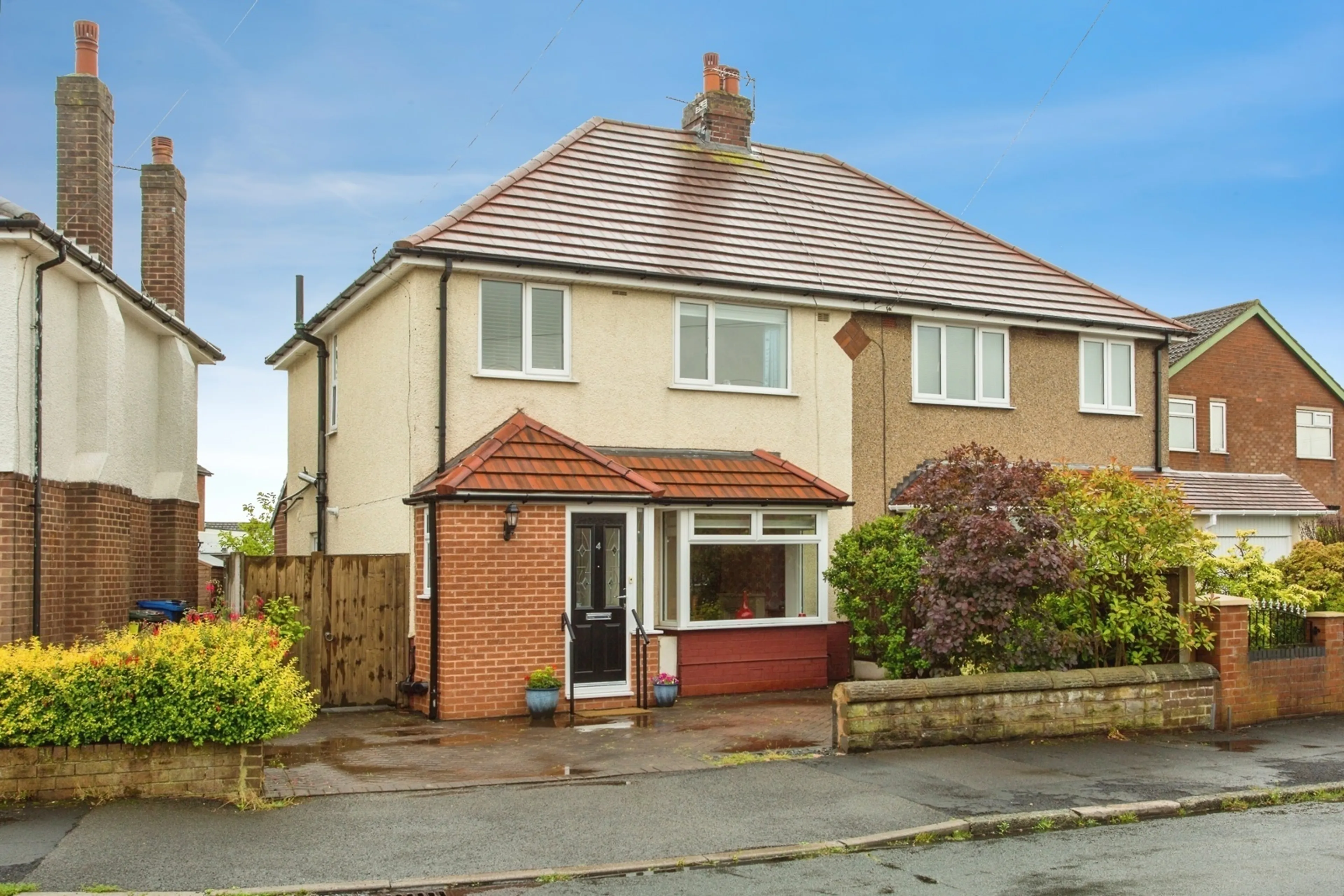 Property photo 0