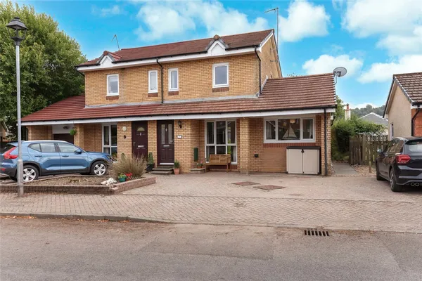 Craigbet Crescent, Quarrier's Village...