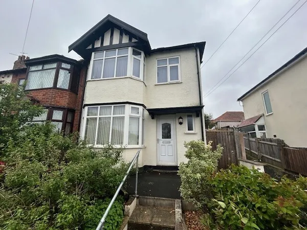 Sandhurst Avenue, Bispham, FY2 9EB