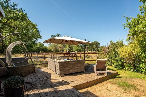 Standon Lane, Ockley, RH5 photo 14