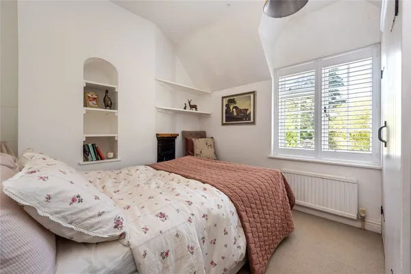 Standon Lane, Ockley, RH5 photo 15