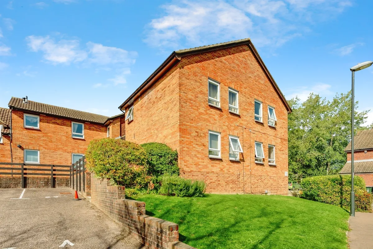 Hillingdale, Crawley